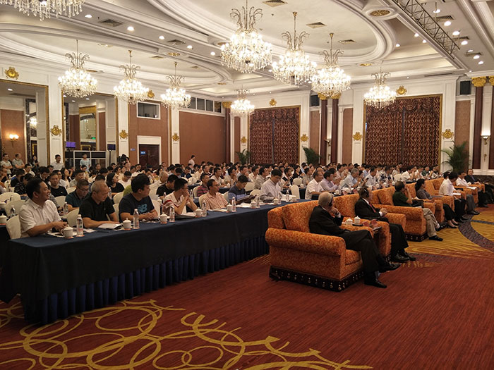 2018台州国际医药化工发展论坛.jpg