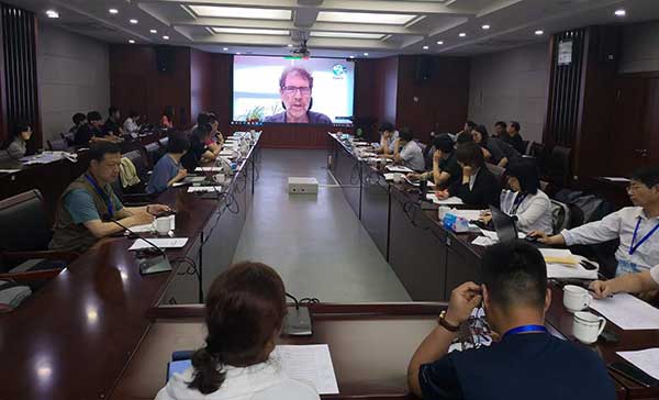 国际研讨会同声传译翻译.jpg