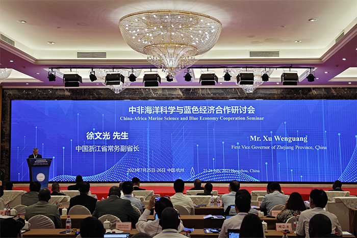 浙江省人民政府常务副省长徐文光致辞.jpg