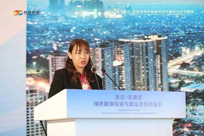 5印尼驻上海总领事馆代总领事:经济部领事 凤美岚.jpg