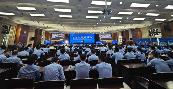 英语竞赛中英文同声传译翻译.jpg